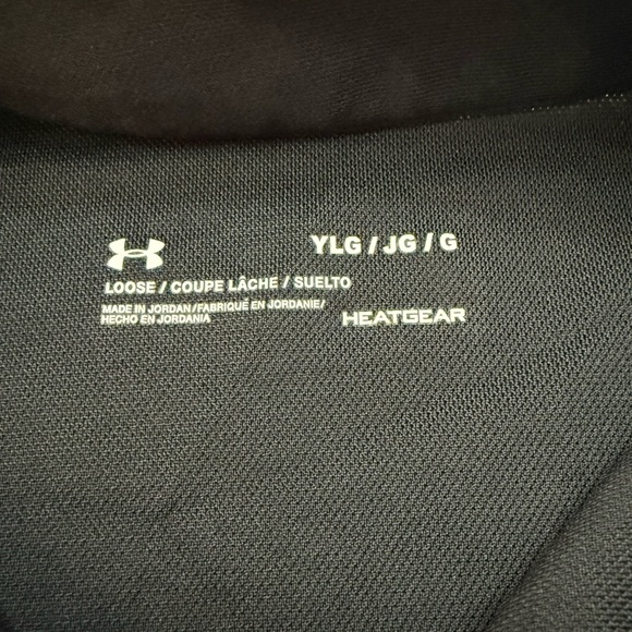 Under Armour Kids Long Sleeve Black and Gray 1/4 zip - Picture 3 of 3